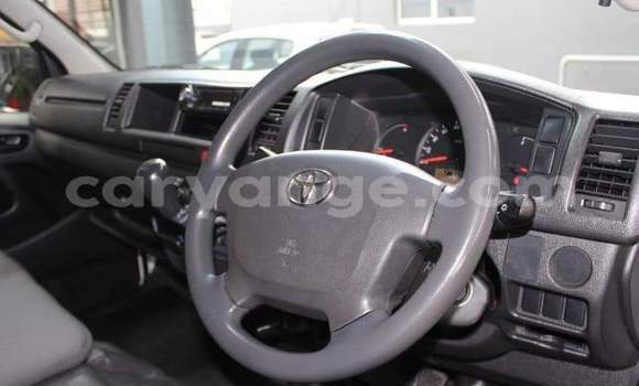 Acheter Occasion Voiture Toyota Avanza Blanc à Windhoek, Namibie Acheter Occasion Voiture Toyota Avanza Blanc à Windhoek, Namibie