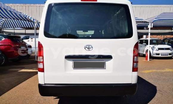 Acheter Occasion Voiture Toyota Ipsum Blanc à Windhoek, Namibie Acheter Occasion Voiture Toyota Ipsum Blanc à Windhoek, Namibie