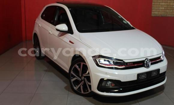 Buy Used Volkswagen Golf White Car in Gobabis in Omaheke Buy Used Volkswagen Golf White Car in Gobabis in Omaheke