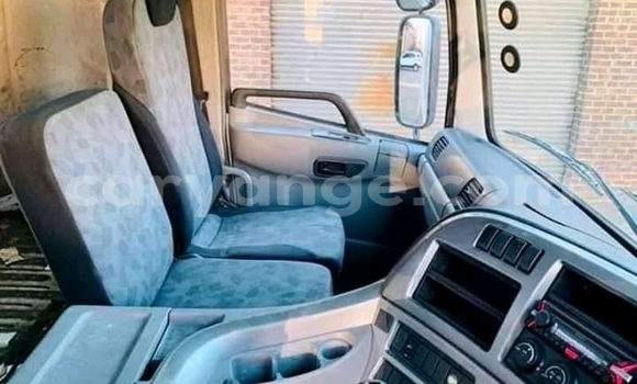 Acheter Occasion Utilitaire Nissan UD Blanc à Gobabis, Omaheke Acheter Occasion Utilitaire Nissan UD Blanc à Gobabis, Omaheke