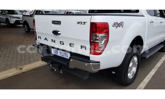 Acheter Occasion Voiture Ford Ranger Blanc à Karasburg, Karas Acheter Occasion Voiture Ford Ranger Blanc à Karasburg, Karas