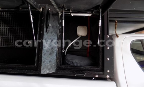 Buy Used Toyota Hilux White Car in Gobabis in Omaheke Buy Used Toyota Hilux White Car in Gobabis in Omaheke