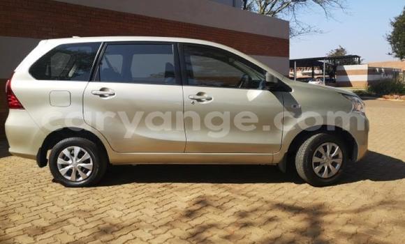 Buy Used Toyota Avanza Silver Car in Import - Dubai in Namibia