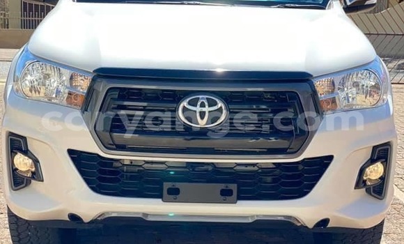 Buy Used Toyota Hilux White Car in Arandis in Kunene Buy Used Toyota Hilux White Car in Arandis in Kunene