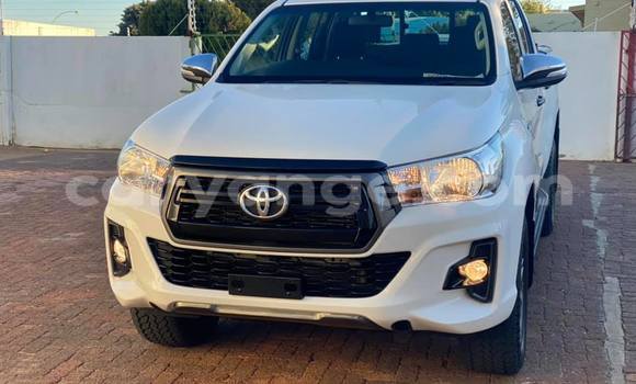 Buy Used Toyota Hilux White Car in Arandis in Kunene Buy Used Toyota Hilux White Car in Arandis in Kunene