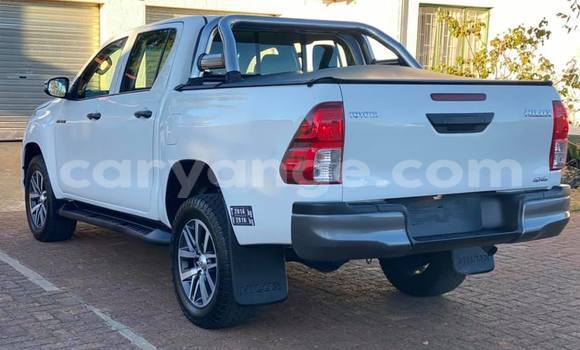 Buy Used Toyota Hilux White Car in Arandis in Kunene Buy Used Toyota Hilux White Car in Arandis in Kunene