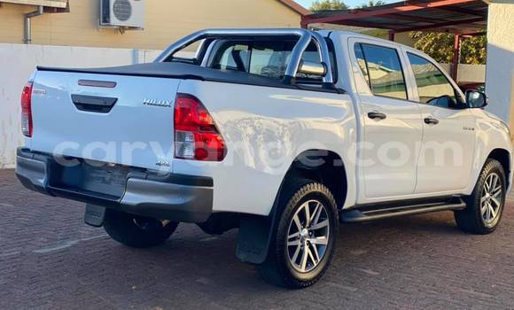 Buy Used Toyota Hilux White Car in Arandis in Kunene Buy Used Toyota Hilux White Car in Arandis in Kunene