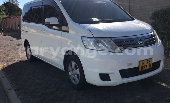 Buy Used Nissan Serena White Car in Arandis in Kunene