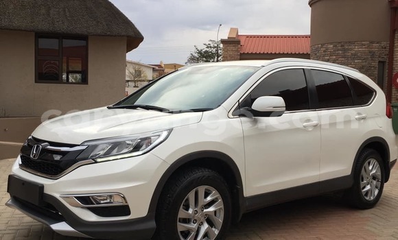 Buy Used Honda CR–V White Car in Arandis in Kunene Buy Used Honda CR–V White Car in Arandis in Kunene