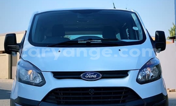 Buy Used Ford Tourneo Connect White Car in Arandis in Kunene