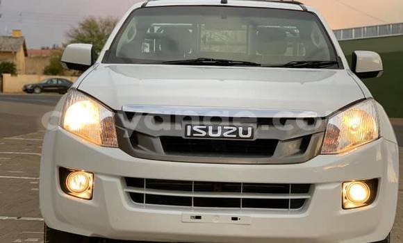 Acheter Occasion Voiture Isuzu KB Blanc à Aranos, Hardap
