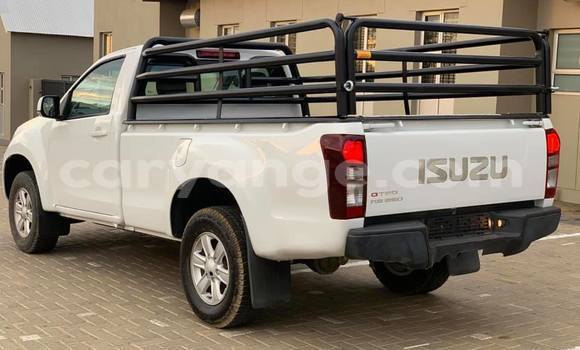 Buy Used Isuzu KB White Car in Aranos in Hardap Buy Used Isuzu KB White Car in Aranos in Hardap