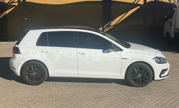 Acheter Occasion Voiture Volkswagen Golf Blanc à Windhoek, Namibie Acheter Occasion Voiture Volkswagen Golf Blanc à Windhoek, Namibie