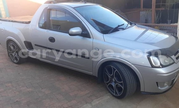 Acheter Occasion Voiture Opel Corsa Gris à Windhoek, Namibie Acheter Occasion Voiture Opel Corsa Gris à Windhoek, Namibie