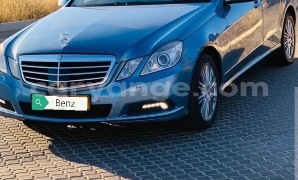 Buy Used Mercedes-Benz E-klasse Blue Car in Windhoek in Namibia