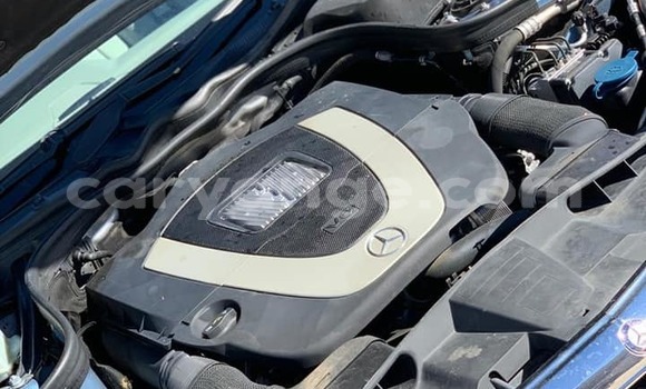 Acheter Occasion Voiture Mercedes-Benz E-klasse Bleu à Windhoek, Namibie Acheter Occasion Voiture Mercedes-Benz E-klasse Bleu à Windhoek, Namibie