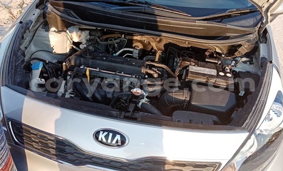 Acheter Occasion Voiture Kia Rio Gris à Windhoek, Namibie Acheter Occasion Voiture Kia Rio Gris à Windhoek, Namibie