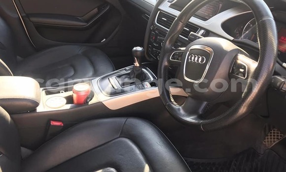 Acheter Occasion Voiture Audi A4 Blanc à Windhoek, Namibie Acheter Occasion Voiture Audi A4 Blanc à Windhoek, Namibie