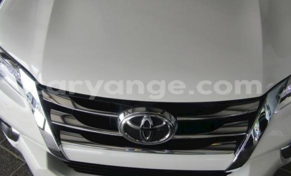 Buy Used Toyota Fortuner White Car in Import - Dubai in Namibia Buy Used Toyota Fortuner White Car in Import - Dubai in Namibia