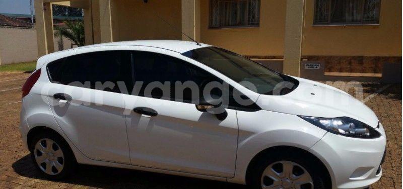 Big with watermark oiu