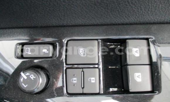 Buy Used Toyota Hilux White Car in Gobabis in Omaheke Buy Used Toyota Hilux White Car in Gobabis in Omaheke