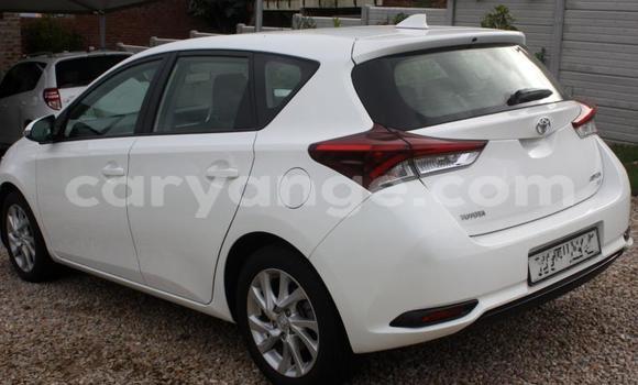 Acheter Occasion Voiture Toyota Auris Blanc à Gobabis, Omaheke Acheter Occasion Voiture Toyota Auris Blanc à Gobabis, Omaheke