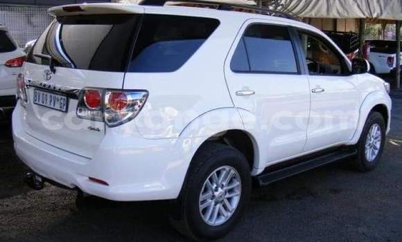Buy Used Toyota Fortuner White Car in Windhoek in Namibia Buy Used Toyota Fortuner White Car in Windhoek in Namibia