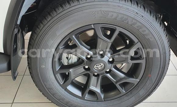 Acheter Occasion Voiture Toyota Fortuner Blanc à Grootfontein, Namibie Acheter Occasion Voiture Toyota Fortuner Blanc à Grootfontein, Namibie