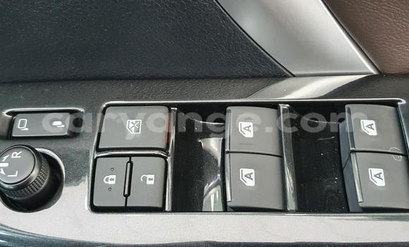 Acheter Occasion Voiture Toyota Fortuner Blanc à Grootfontein, Namibie Acheter Occasion Voiture Toyota Fortuner Blanc à Grootfontein, Namibie