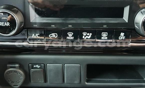 Acheter Occasion Voiture Toyota Fortuner Blanc à Grootfontein, Namibie Acheter Occasion Voiture Toyota Fortuner Blanc à Grootfontein, Namibie