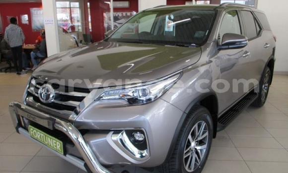 Buy Used Toyota Hilux Silver Car in Grootfontein in Namibia