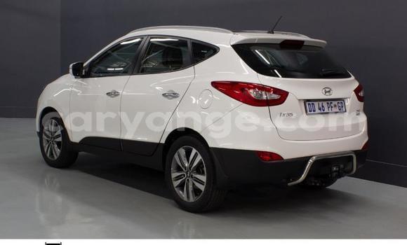 Buy Used Hyundai Ix35 White Car in Henties Bay in Erongo Buy Used Hyundai Ix35 White Car in Henties Bay in Erongo
