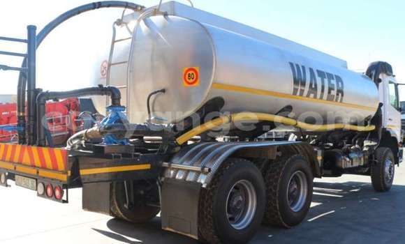 Buy Used Mercedes‒Benz 2628 Silver Truck in Grootfontein in Namibia Buy Used Mercedes‒Benz 2628 Silver Truck in Grootfontein in Namibia