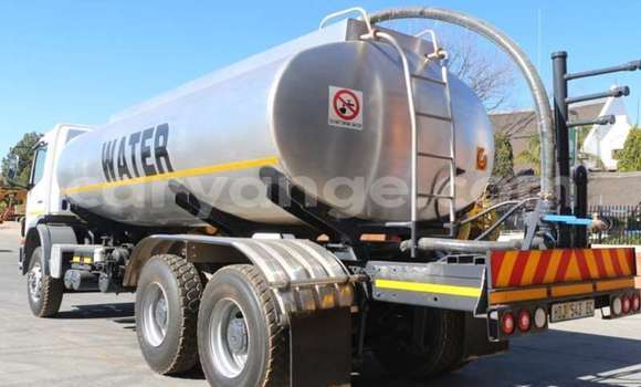 Buy Used Mercedes‒Benz 2628 Silver Truck in Grootfontein in Namibia Buy Used Mercedes‒Benz 2628 Silver Truck in Grootfontein in Namibia