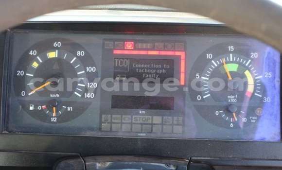 Buy Used Mercedes‒Benz 2628 Silver Truck in Grootfontein in Namibia Buy Used Mercedes‒Benz 2628 Silver Truck in Grootfontein in Namibia