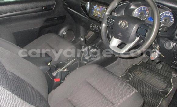 Acheter Occasion Voiture Toyota Hilux Blanc à Gobabis, Omaheke Acheter Occasion Voiture Toyota Hilux Blanc à Gobabis, Omaheke