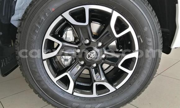 Acheter Neuf Voiture Toyota Hilux Blanc à Gobabis, Omaheke Acheter Neuf Voiture Toyota Hilux Blanc à Gobabis, Omaheke