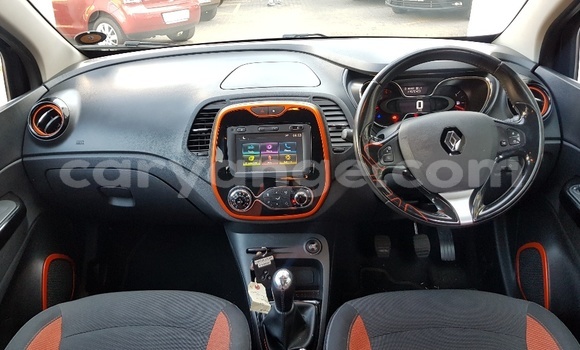 Buy Used Renault Captur Other Car in Gobabis in Omaheke Buy Used Renault Captur Other Car in Gobabis in Omaheke