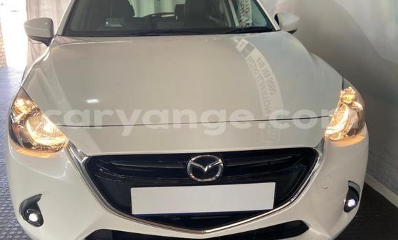 Buy Used Mazda Mazda 2 White Car in Gobabis in Omaheke
