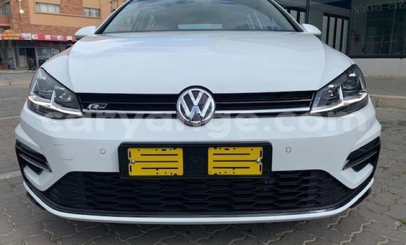 Acheter Occasion Voiture Volkswagen Golf R Blanc à Gobabis, Omaheke Acheter Occasion Voiture Volkswagen Golf R Blanc à Gobabis, Omaheke