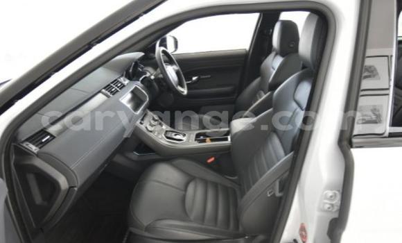 Acheter Occasion Voiture Land Rover Range Rover Blanc à Gobabis, Omaheke Acheter Occasion Voiture Land Rover Range Rover Blanc à Gobabis, Omaheke