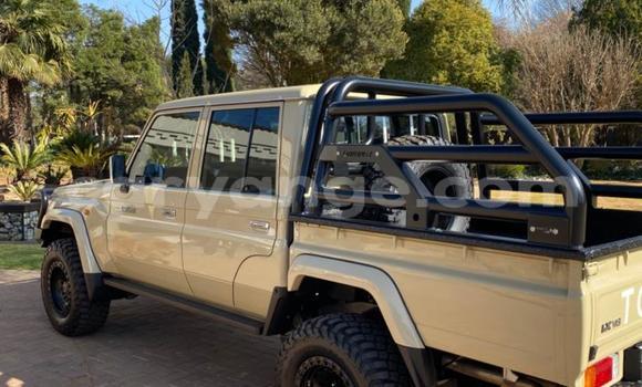 Buy Used Toyota Land Cruiser Other Car in Karasburg in Karas Buy Used Toyota Land Cruiser Other Car in Karasburg in Karas