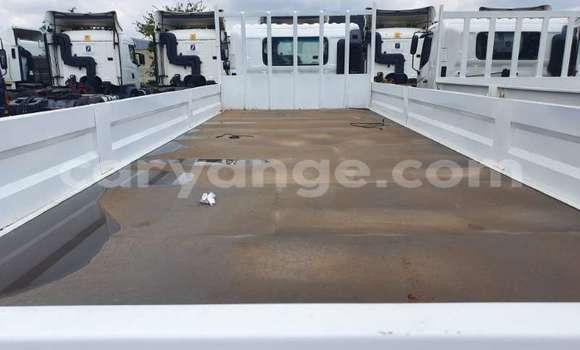 Buy Used Hino Ranger White Truck in Henties Bay in Erongo Buy Used Hino Ranger White Truck in Henties Bay in Erongo