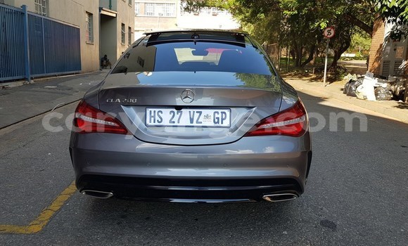 Acheter Occasion Voiture Mercedes-Benz CLS–Class Rouge à Karasburg, Karas Acheter Occasion Voiture Mercedes-Benz CLS–Class Rouge à Karasburg, Karas