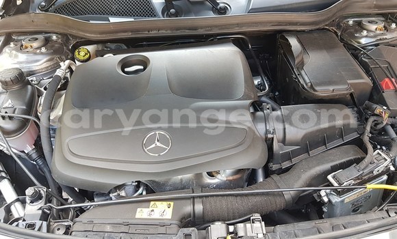 Acheter Occasion Voiture Mercedes-Benz CLS–Class Rouge à Karasburg, Karas Acheter Occasion Voiture Mercedes-Benz CLS–Class Rouge à Karasburg, Karas