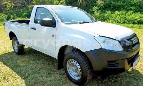 Buy Used Isuzu KB White Car in Windhoek in Namibia Buy Used Isuzu KB White Car in Windhoek in Namibia