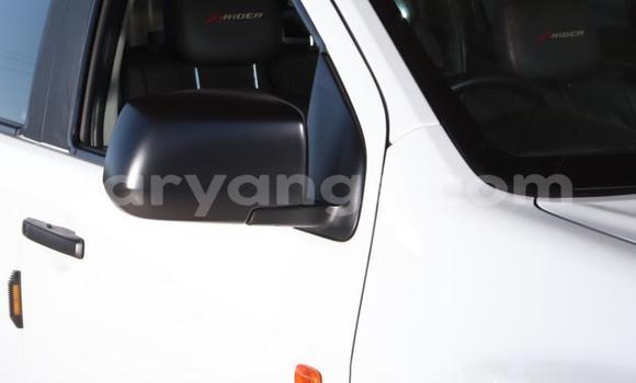 Acheter Occasion Voiture Isuzu KB Blanc à Gobabis, Omaheke Acheter Occasion Voiture Isuzu KB Blanc à Gobabis, Omaheke