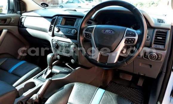 Acheter Occasion Voiture Ford Ranger Blanc à Rundu, Namibie Acheter Occasion Voiture Ford Ranger Blanc à Rundu, Namibie