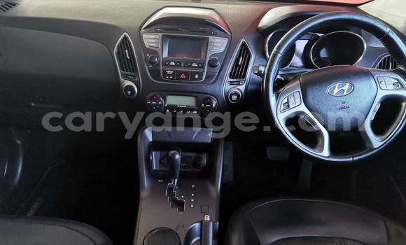 Acheter Occasion Voiture Hyundai Ix35 Blanc à Gobabis, Omaheke Acheter Occasion Voiture Hyundai Ix35 Blanc à Gobabis, Omaheke