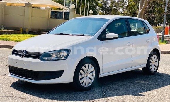 Acheter Occasion Voiture Volkswagen Golf Blanc à Windhoek, Namibie